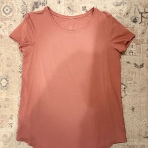 Lululemon Women's Pink T-Shirt